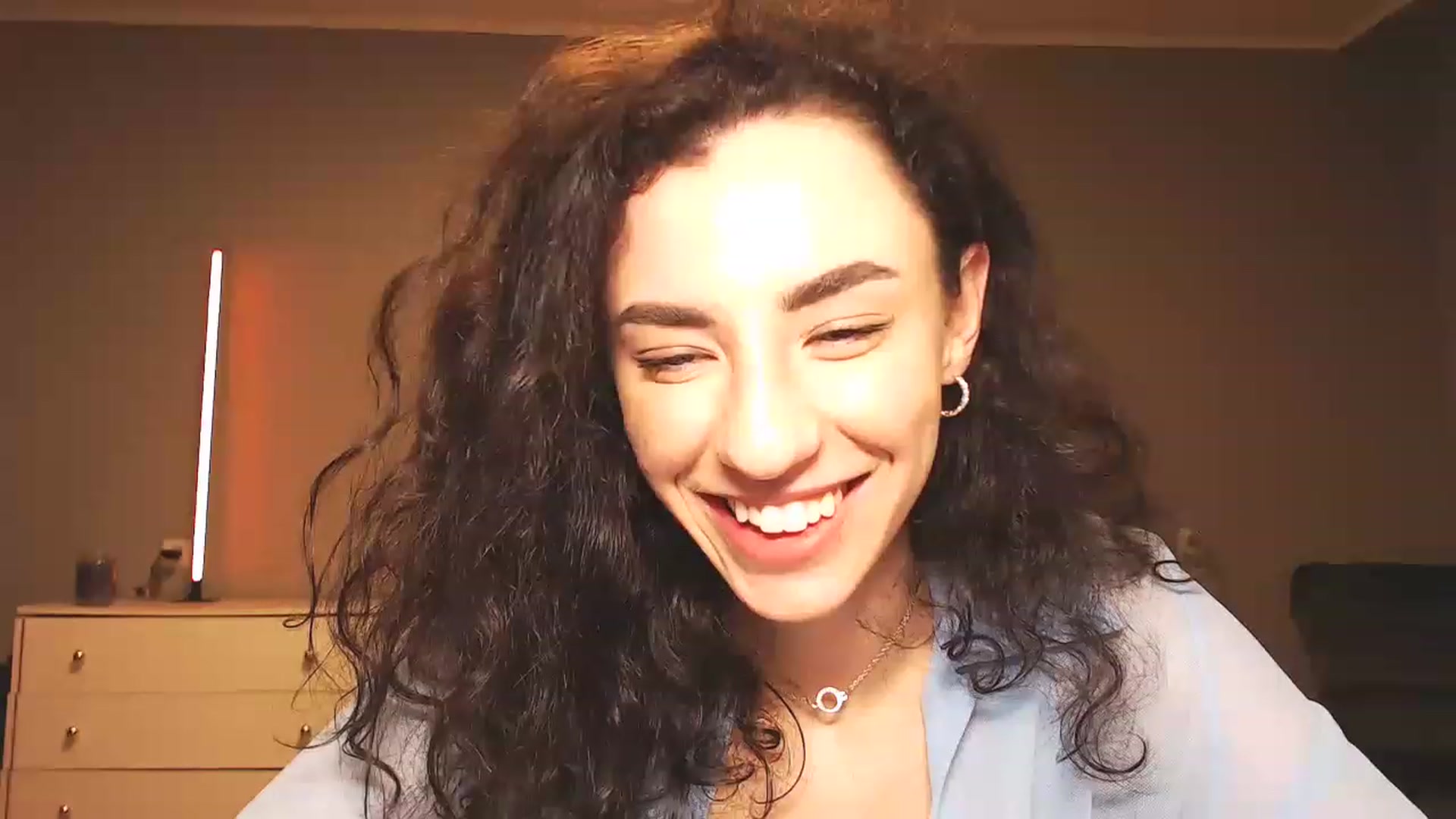 Gallery image thumbnail from Millla_Mi's myfreecams stream on, 03/27/2023, 21:02 image 4 of 20