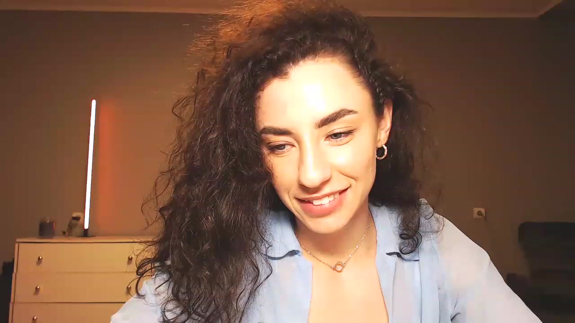 Gallery image thumbnail from Millla_Mi's myfreecams stream on, 03/27/2023, 21:02 image 14 of 20