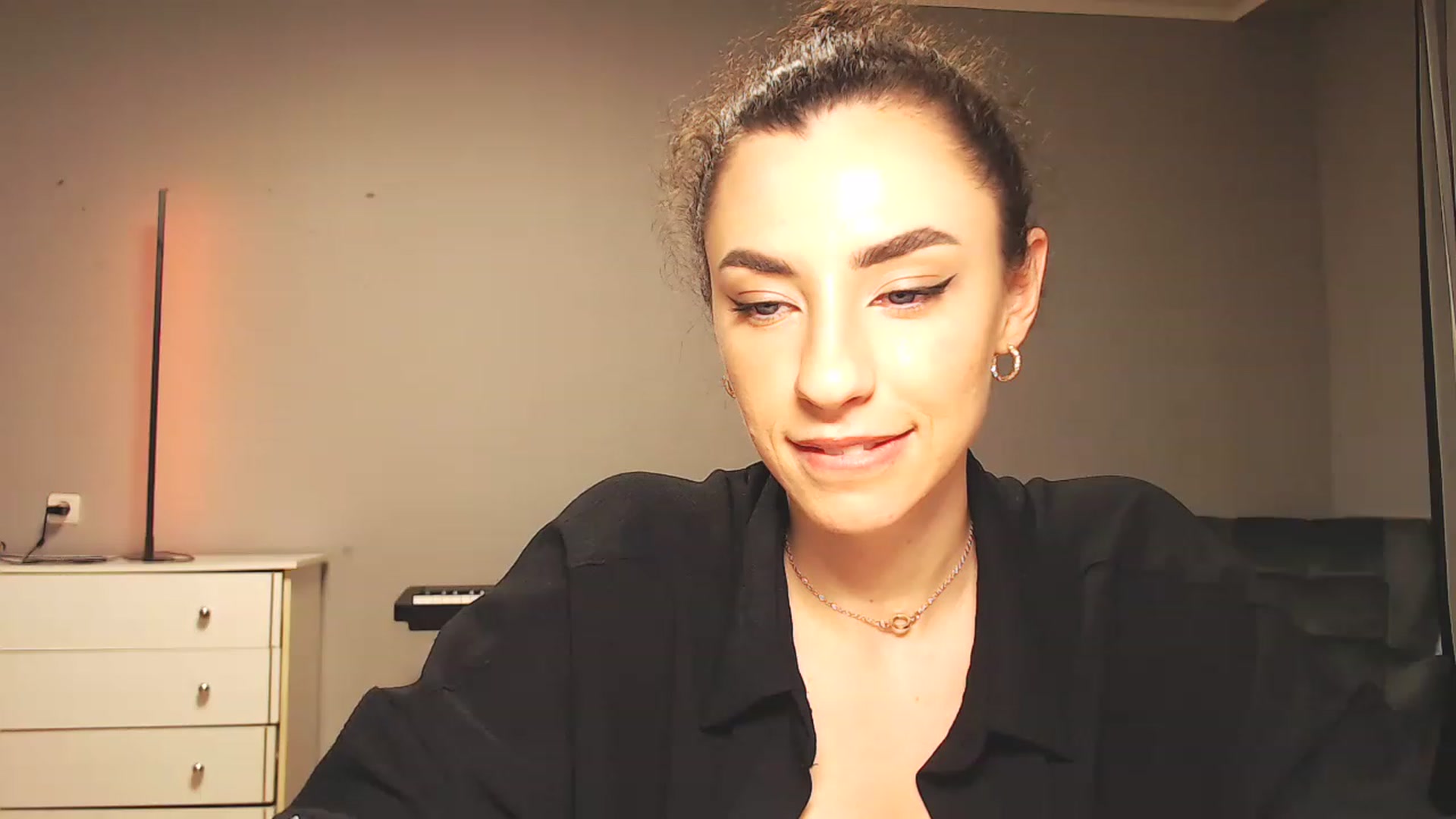 Gallery image thumbnail from Millla_Mi's myfreecams stream on, 03/30/2023, 20:54 image 11 of 20