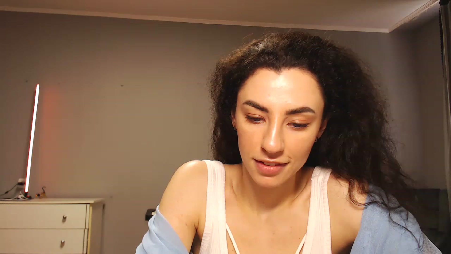 Gallery image thumbnail from Millla_Mi's myfreecams stream on, 05/20/2023, 13:12 image 19 of 20