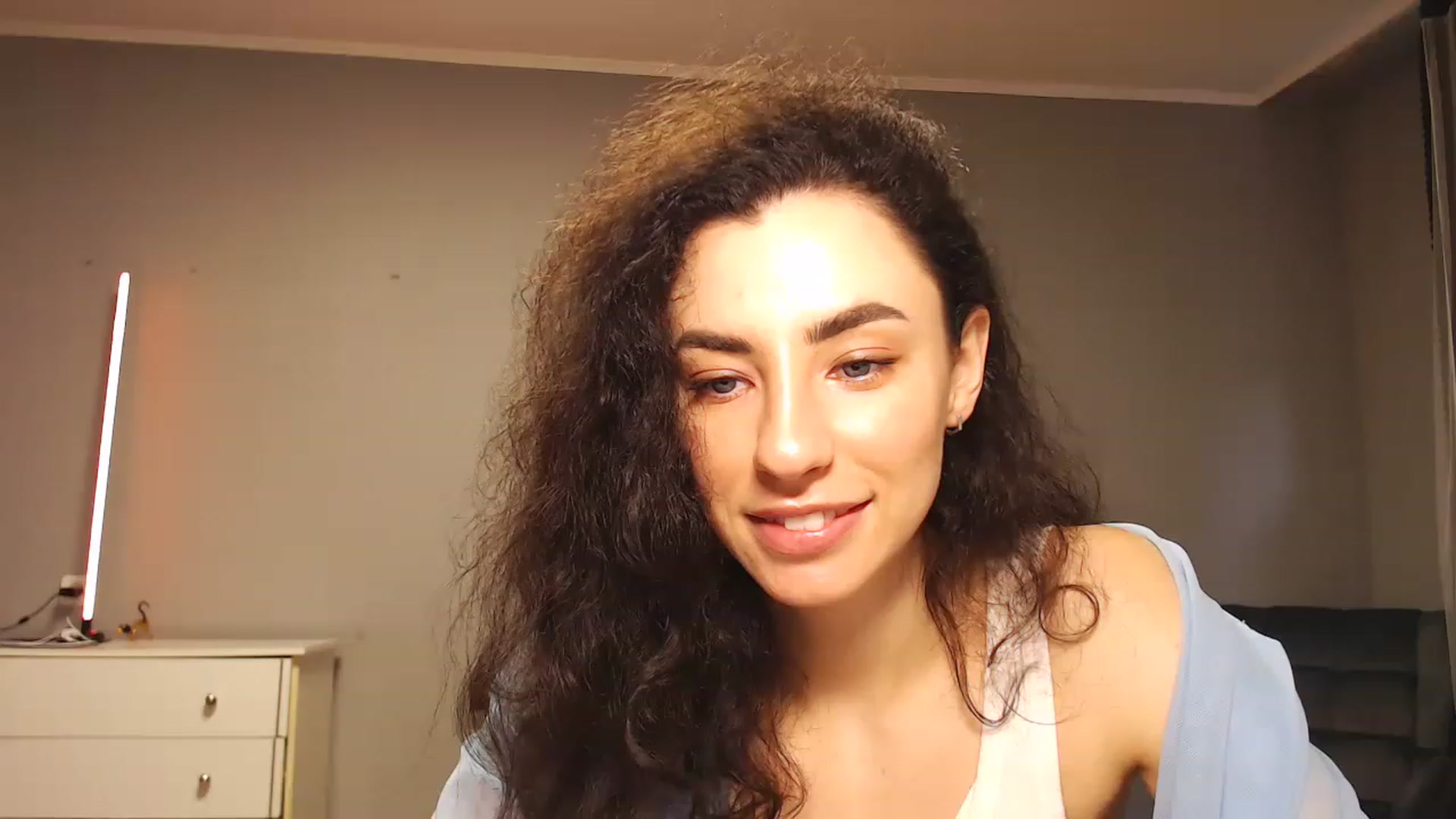 Gallery image thumbnail from Millla_Mi's myfreecams stream on, 05/20/2023, 13:12 image 7 of 20