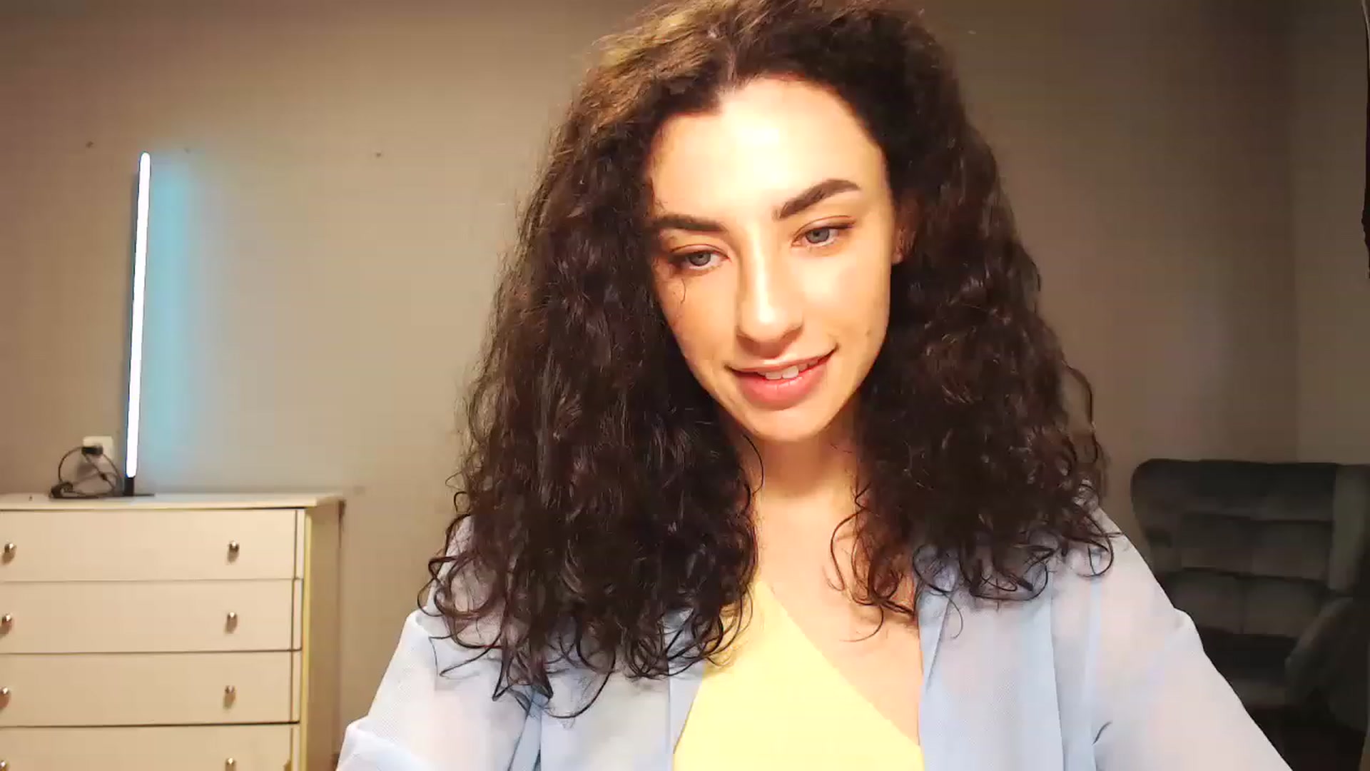 Gallery image thumbnail from Millla_Mi's myfreecams stream on, 05/27/2023, 07:51 image 6 of 20