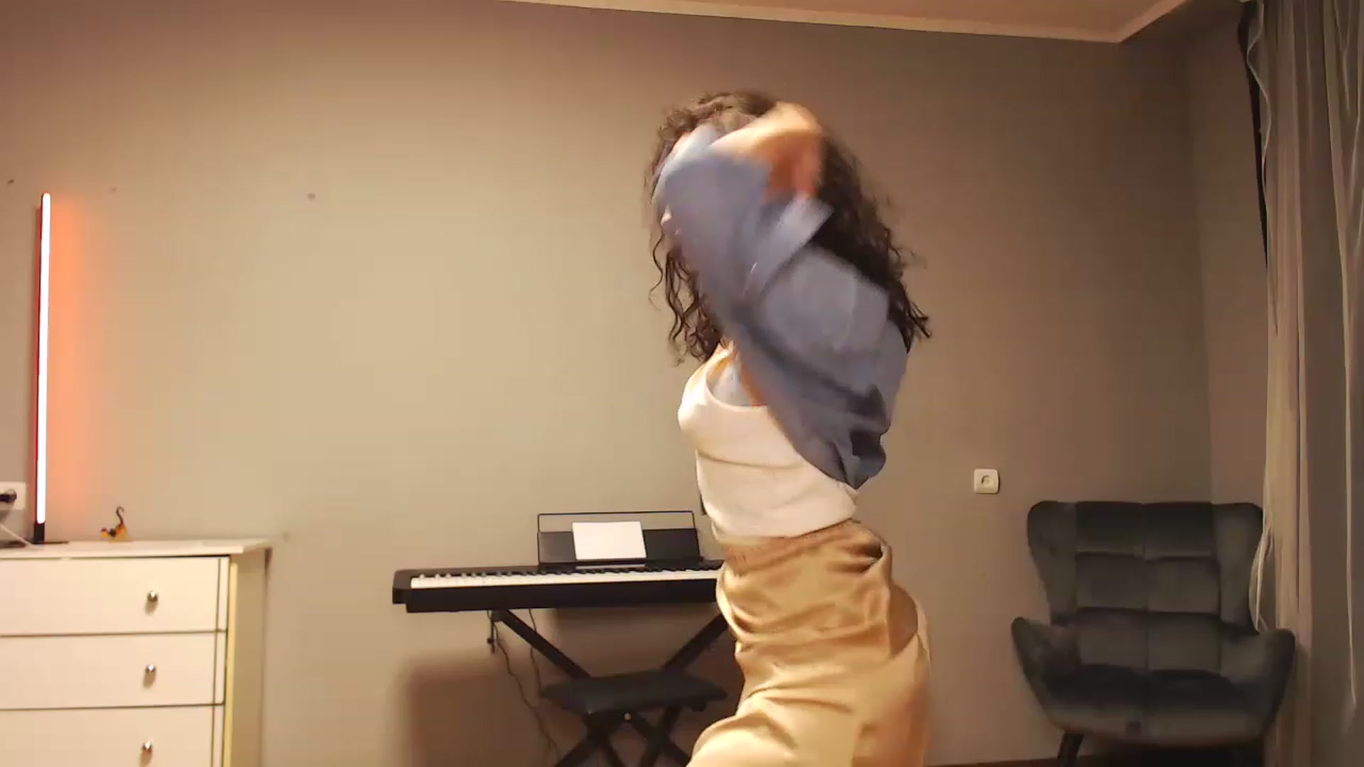 Gallery image thumbnail from Millla_Mi's myfreecams stream on, 06/19/2023, 19:23 image 20 of 20