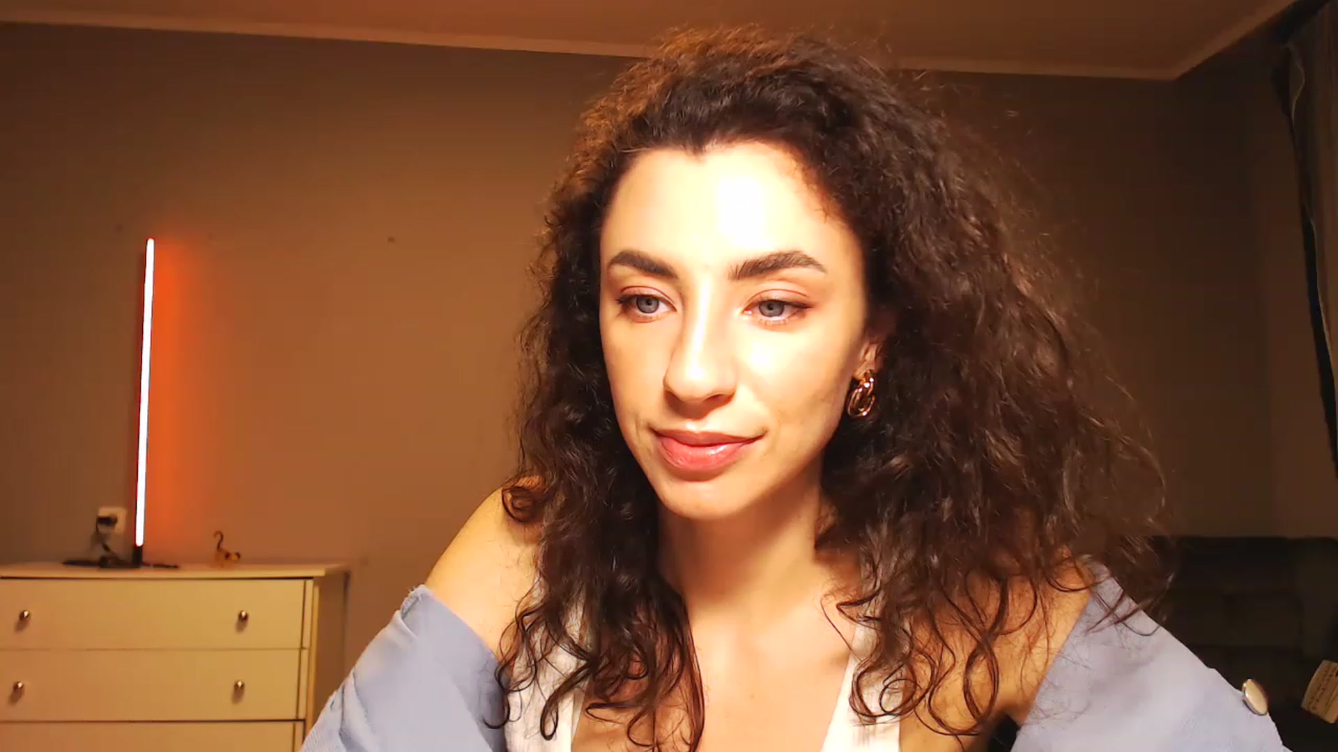 Gallery image thumbnail from Millla_Mi's myfreecams stream on, 06/25/2023, 20:30 image 19 of 20