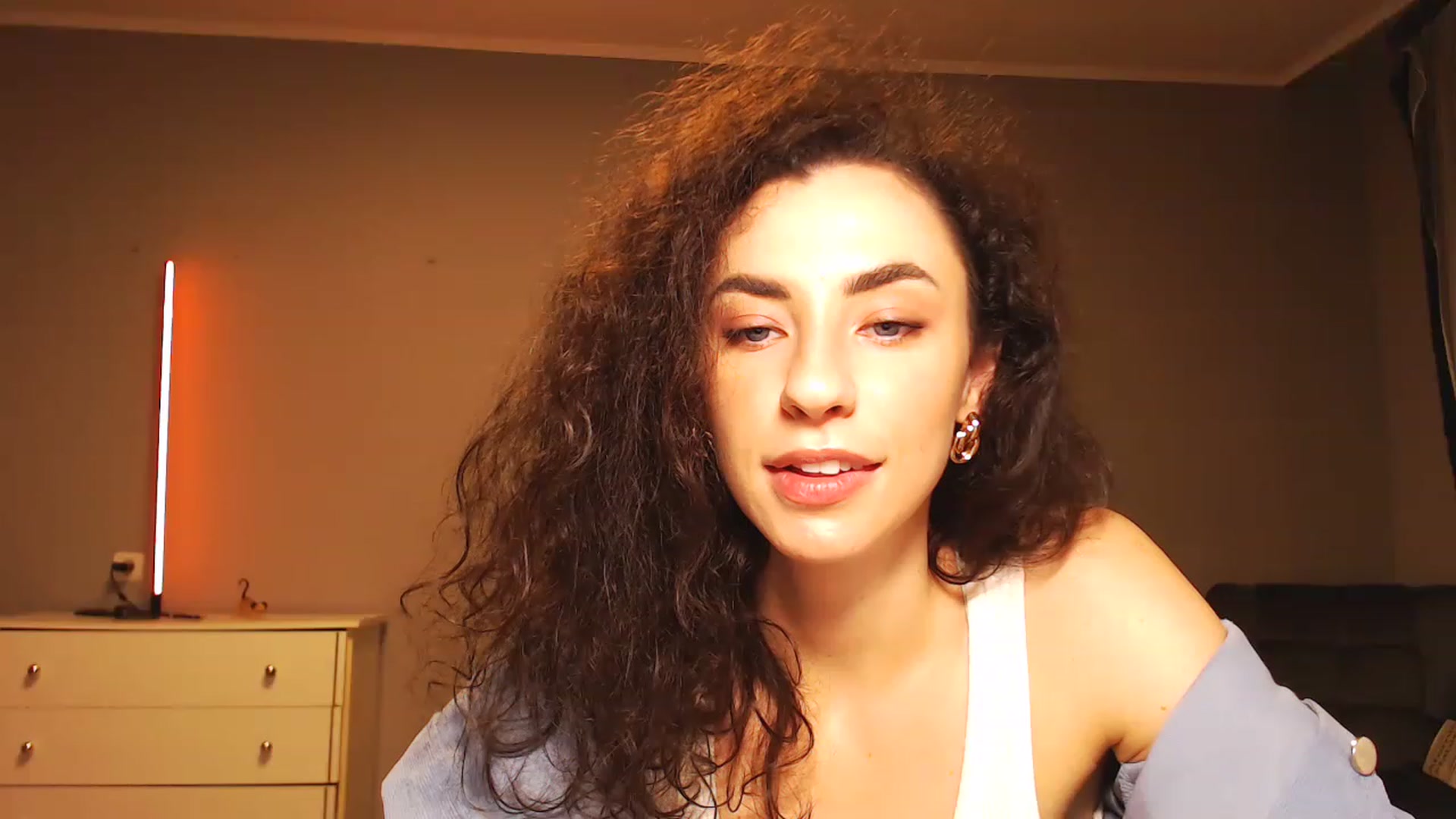 Gallery image thumbnail from Millla_Mi's myfreecams stream on, 06/25/2023, 20:30 image 15 of 20