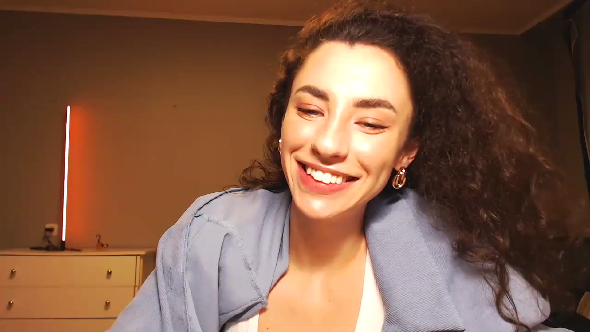 Gallery image thumbnail from Millla_Mi's myfreecams stream on, 06/25/2023, 20:30 image 13 of 20