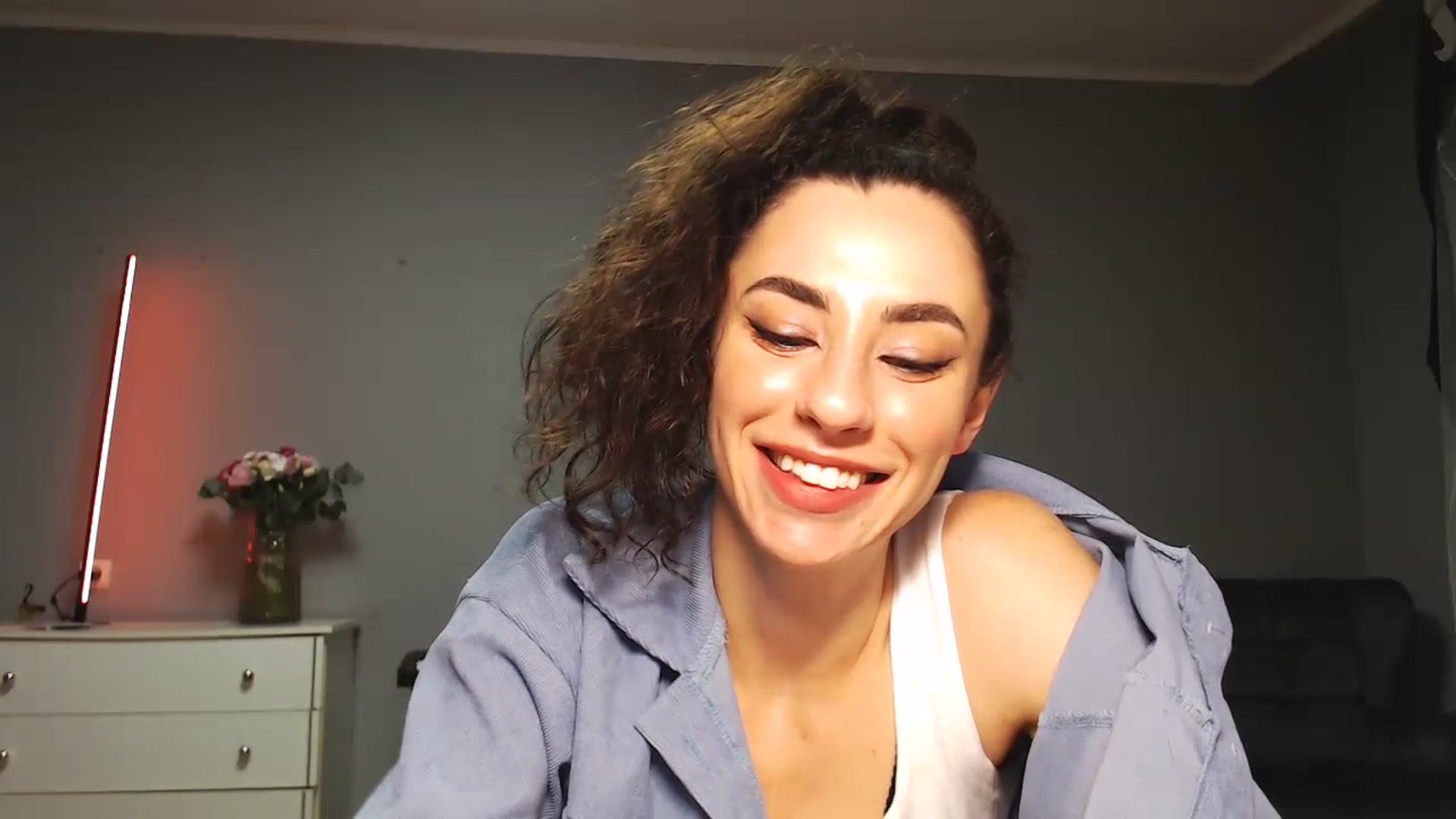 Gallery image thumbnail from Millla_Mi's myfreecams stream on, 07/15/2023, 21:52 image 5 of 20
