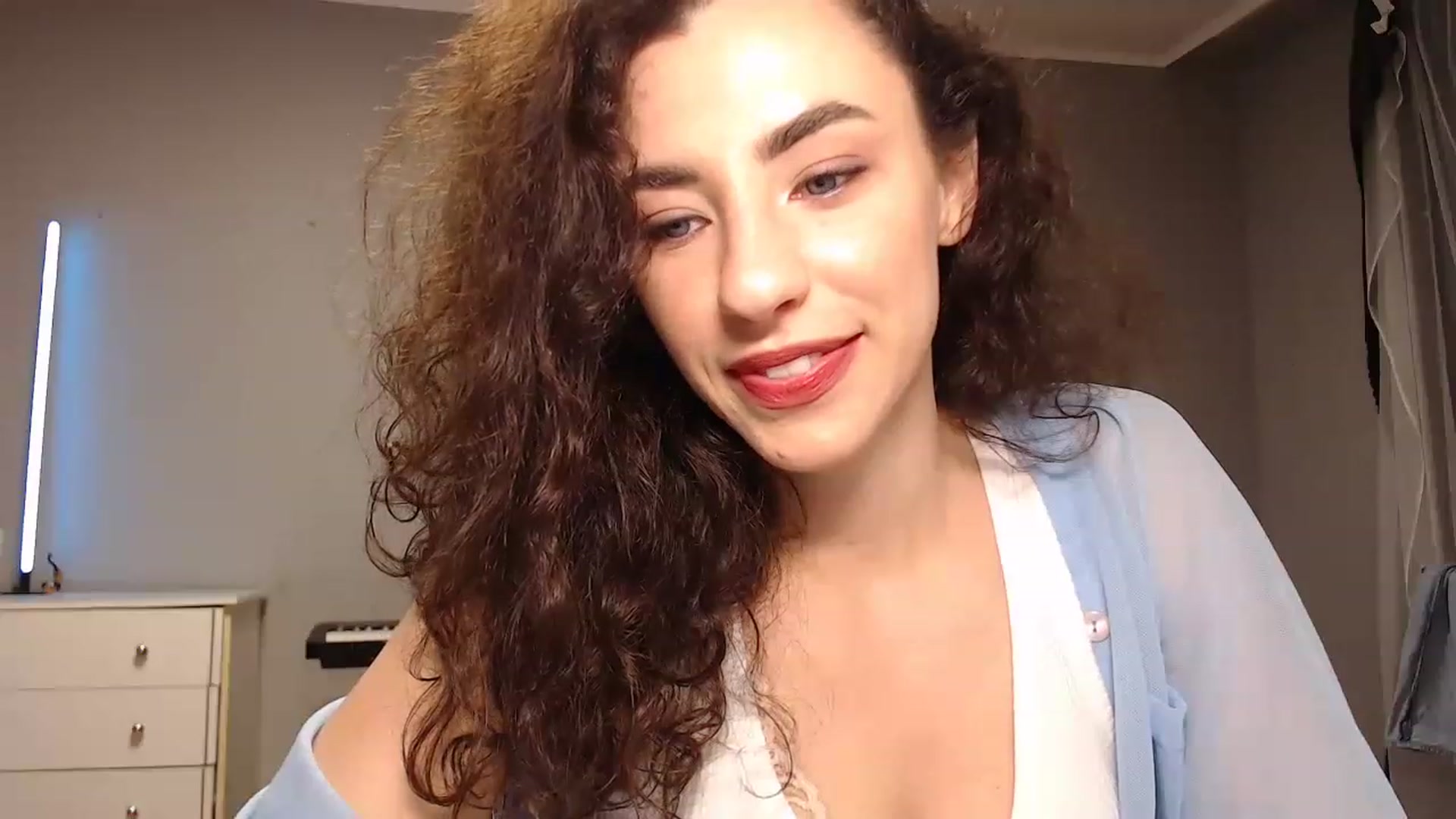 Gallery image thumbnail from Millla_Mi's myfreecams stream on, 08/12/2023, 16:47 image 17 of 20