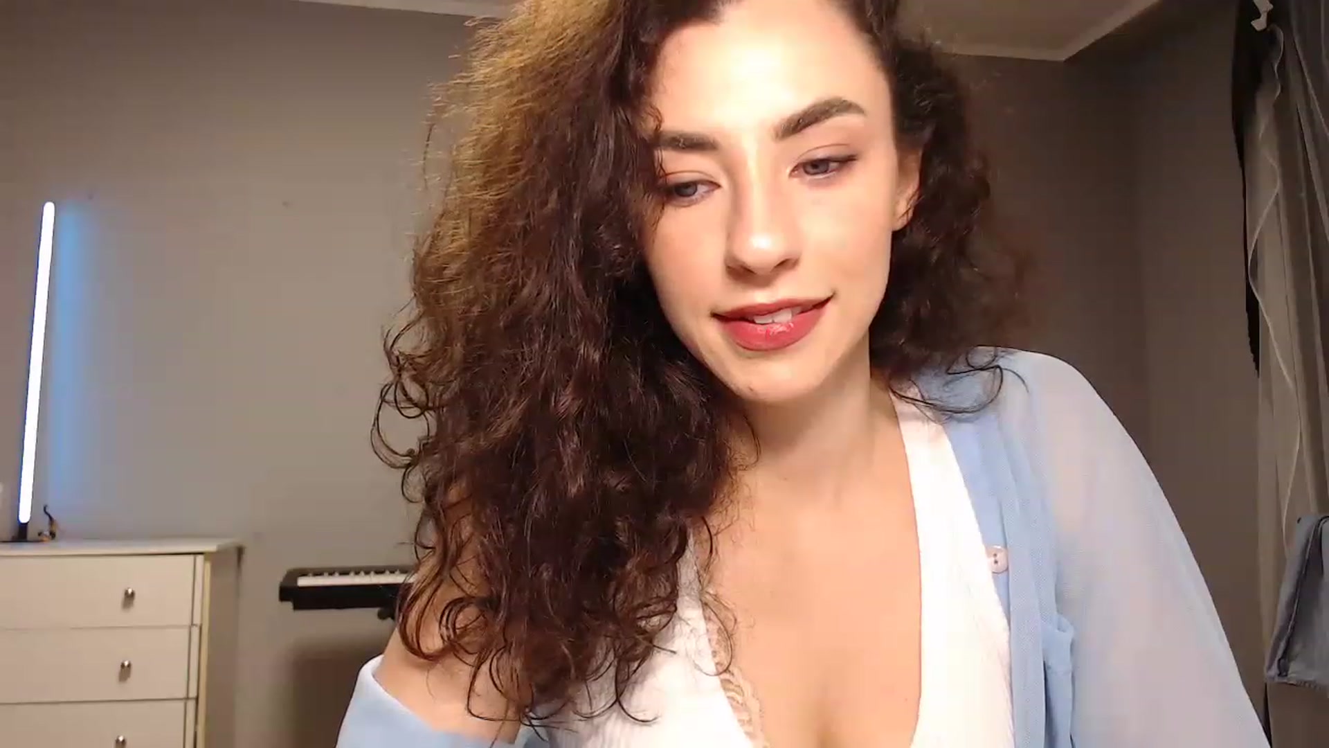 Gallery image thumbnail from Millla_Mi's myfreecams stream on, 08/12/2023, 16:47 image 14 of 20