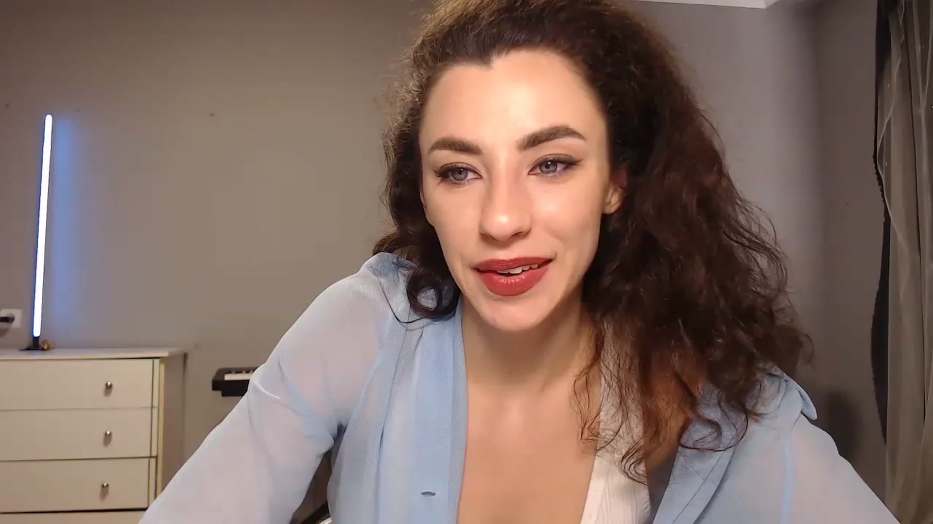 Gallery image thumbnail from Millla_Mi's myfreecams stream on, 08/13/2023, 13:21 image 11 of 20
