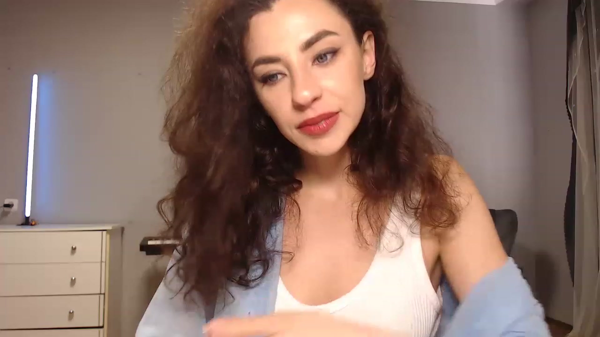 Gallery image thumbnail from Millla_Mi's myfreecams stream on, 08/13/2023, 13:21 image 20 of 20