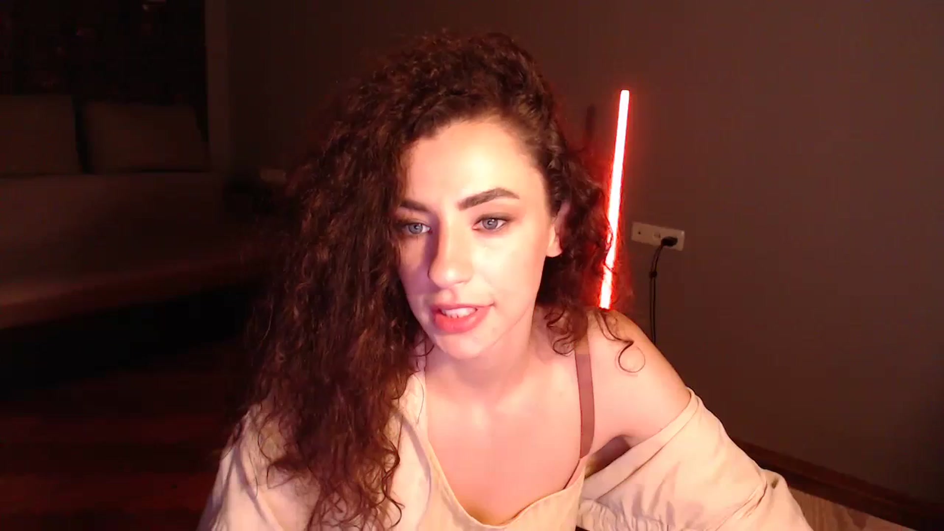 Gallery image thumbnail from Millla_Mi's myfreecams stream on, 08/26/2023, 20:18 image 12 of 20
