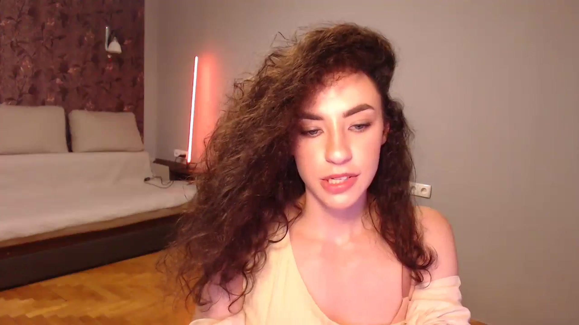 Gallery image thumbnail from Millla_Mi's myfreecams stream on, 08/27/2023, 20:08 image 17 of 20