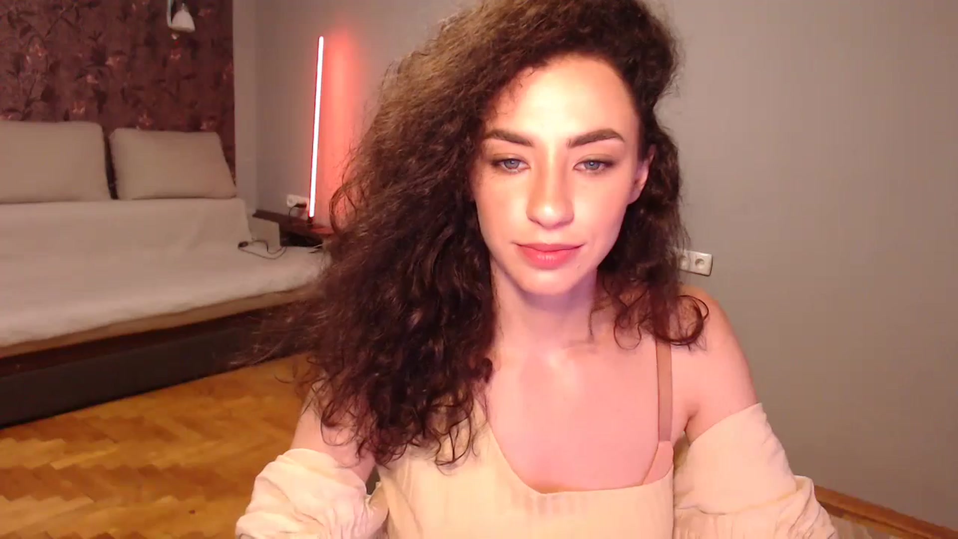 Gallery image thumbnail from Millla_Mi's myfreecams stream on, 08/27/2023, 20:08 image 13 of 20