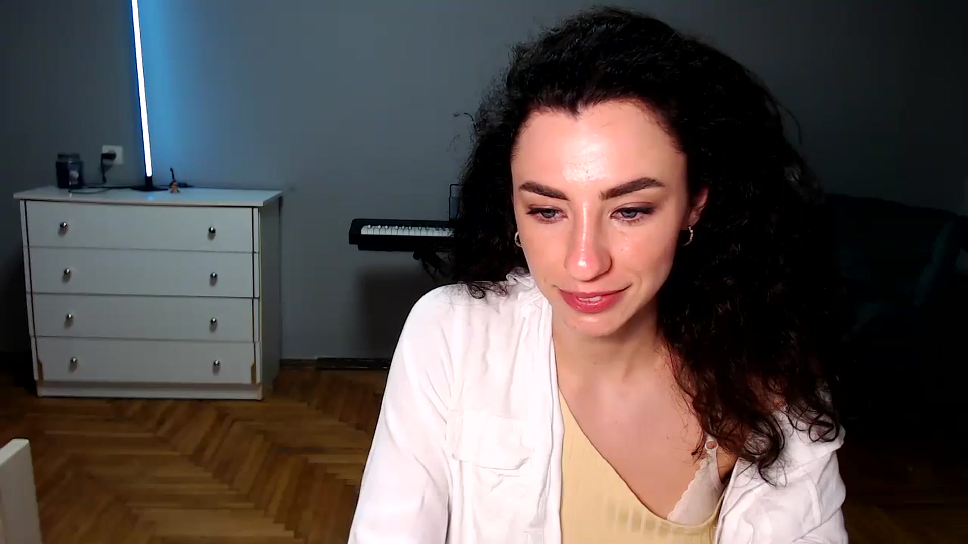 Gallery image thumbnail from Millla_Mi's myfreecams stream on, 09/03/2023, 20:41 image 18 of 20