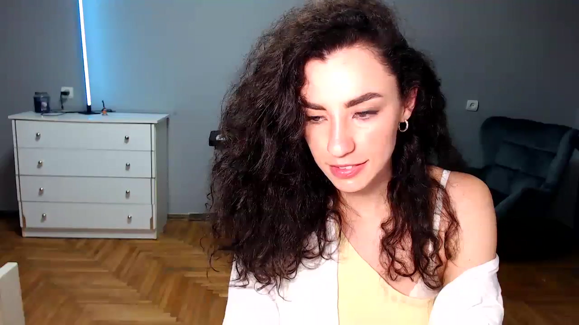 Gallery image thumbnail from Millla_Mi's myfreecams stream on, 09/03/2023, 20:41 image 12 of 20