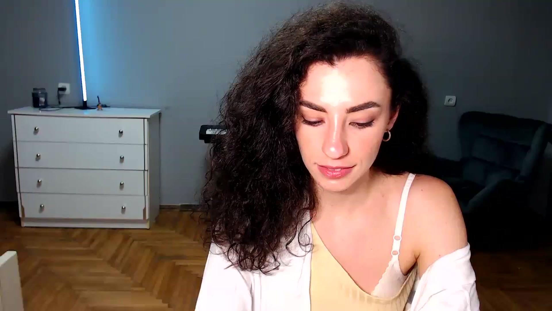 Gallery image thumbnail from Millla_Mi's myfreecams stream on, 09/03/2023, 20:41 image 16 of 20