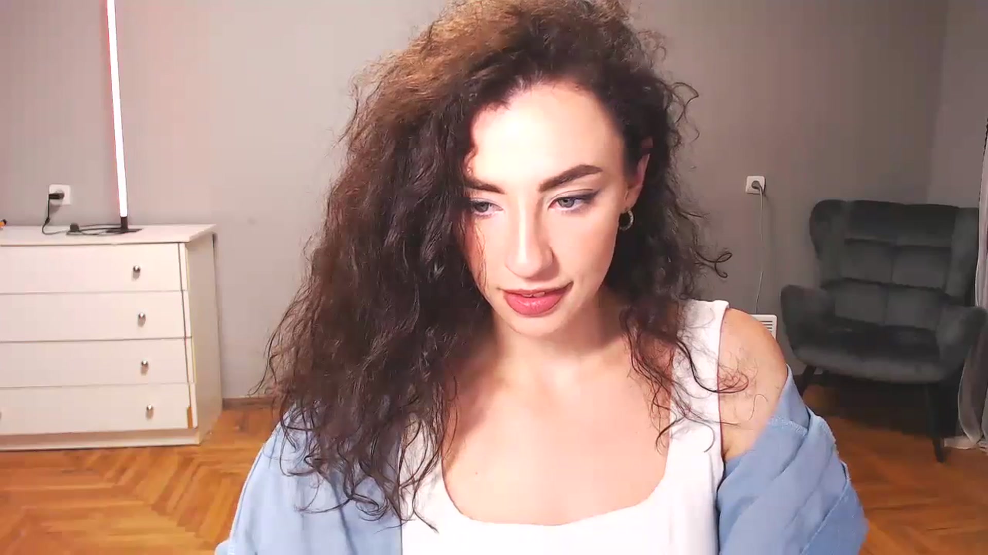 Gallery image thumbnail from Millla_Mi's myfreecams stream on, 09/30/2023, 22:15 image 19 of 20