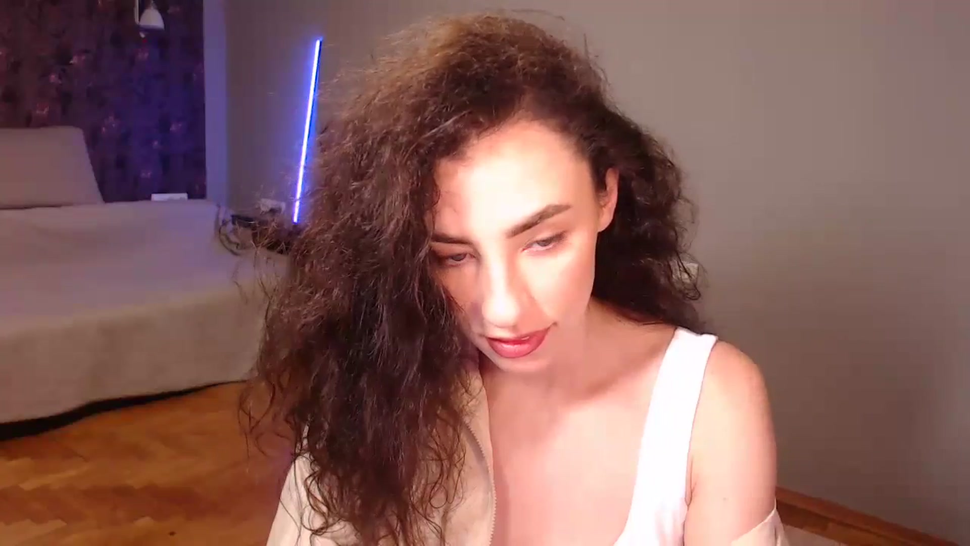 Gallery image thumbnail from Millla_Mi's myfreecams stream on, 10/08/2023, 20:52 image 8 of 20