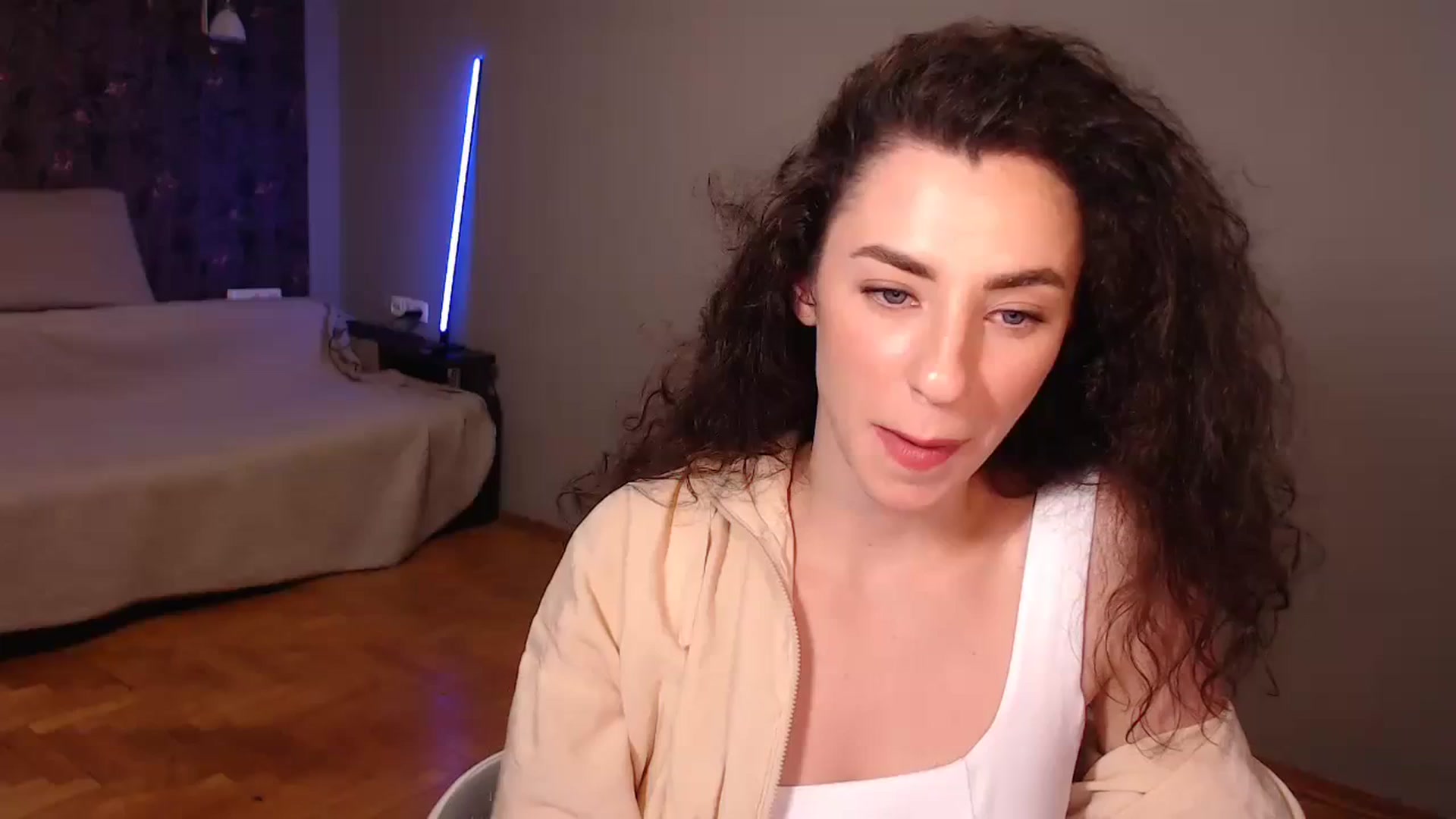 Gallery image thumbnail from Millla_Mi's myfreecams stream on, 10/08/2023, 20:52 image 14 of 20