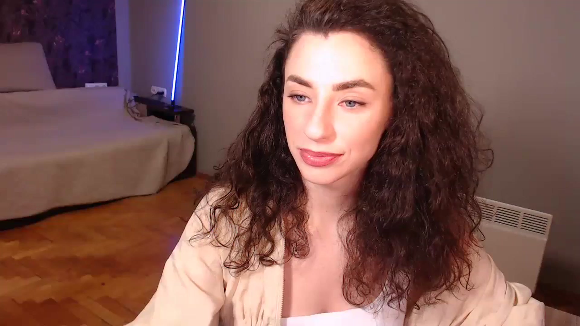 Gallery image thumbnail from Millla_Mi's myfreecams stream on, 10/08/2023, 21:39 image 8 of 20