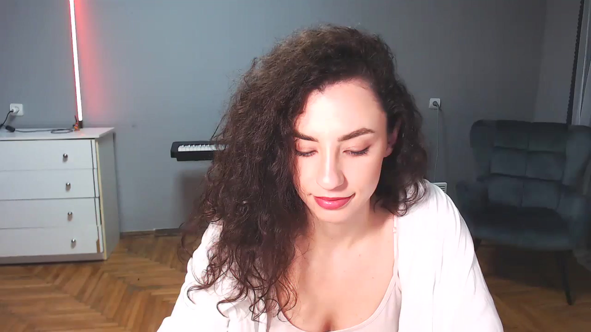 Gallery image thumbnail from Millla_Mi's myfreecams stream on, 10/28/2023, 21:23 image 8 of 20