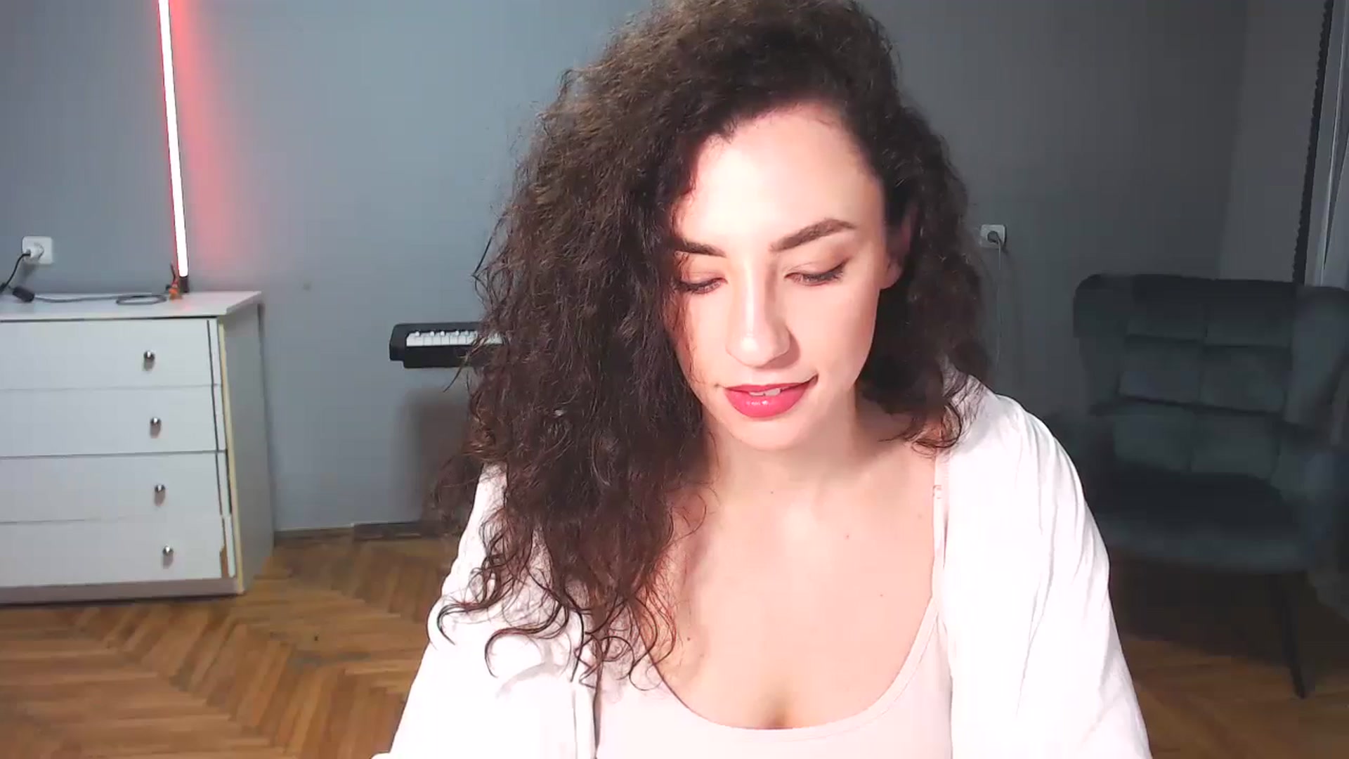 Gallery image thumbnail from Millla_Mi's myfreecams stream on, 10/28/2023, 21:23 image 9 of 20