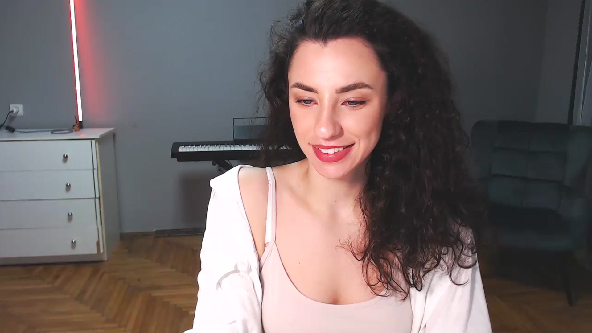 Gallery image thumbnail from Millla_Mi's myfreecams stream on, 10/28/2023, 21:23 image 10 of 20