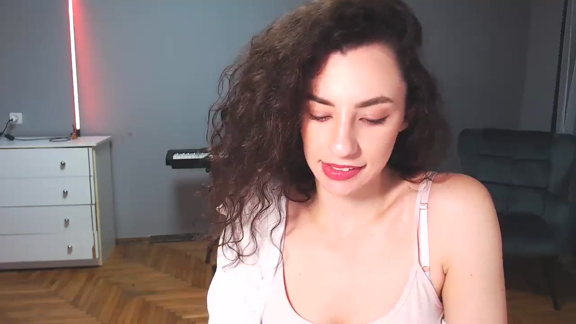 Gallery image thumbnail from Millla_Mi's myfreecams stream on, 10/28/2023, 21:23 image 2 of 20