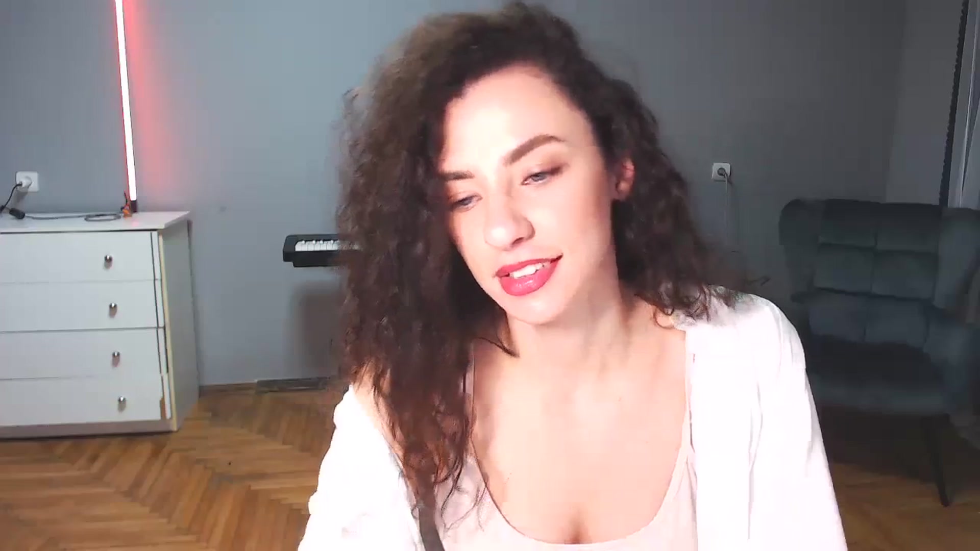 Gallery image thumbnail from Millla_Mi's myfreecams stream on, 10/28/2023, 21:23 image 15 of 20