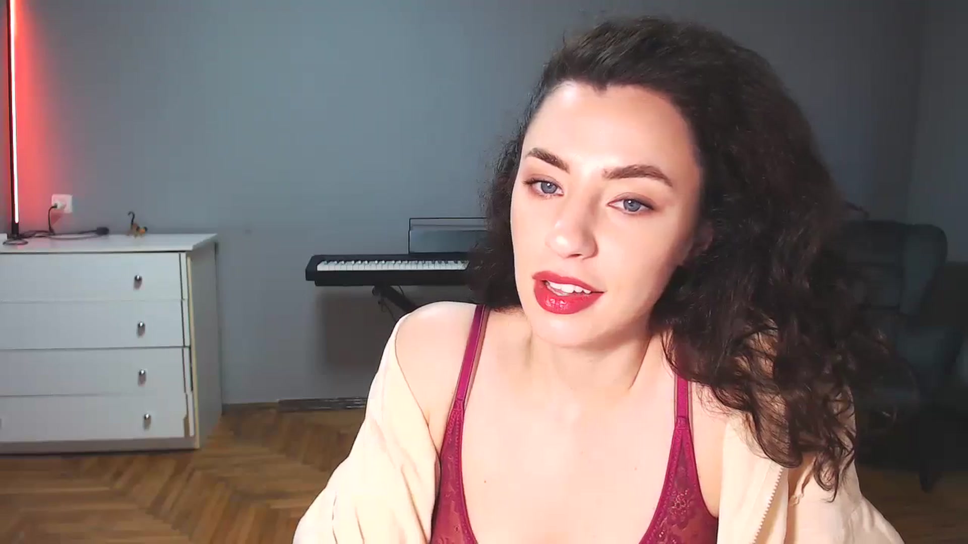 Gallery image thumbnail from Millla_Mi's myfreecams stream on, 11/04/2023, 08:57 image 8 of 20