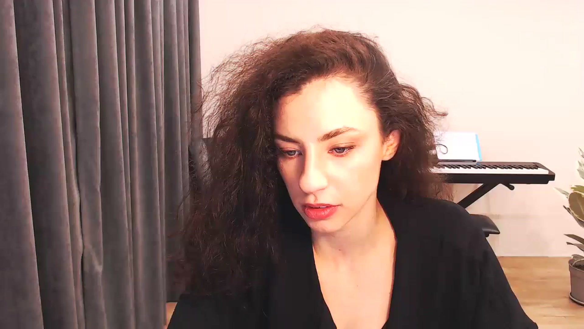Gallery image thumbnail from Millla_Mi's myfreecams stream on, 01/25/2024, 19:32 image 3 of 20