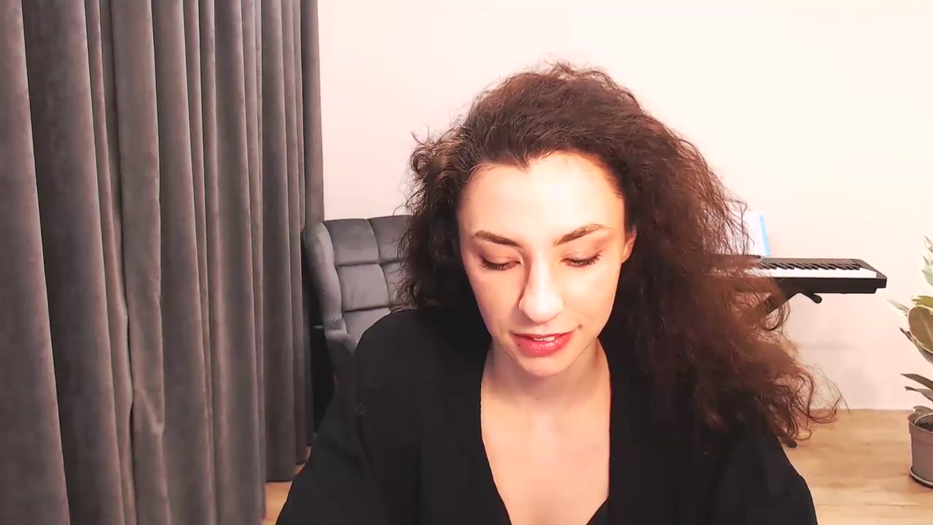Gallery image thumbnail from Millla_Mi's myfreecams stream on, 01/25/2024, 19:32 image 12 of 20