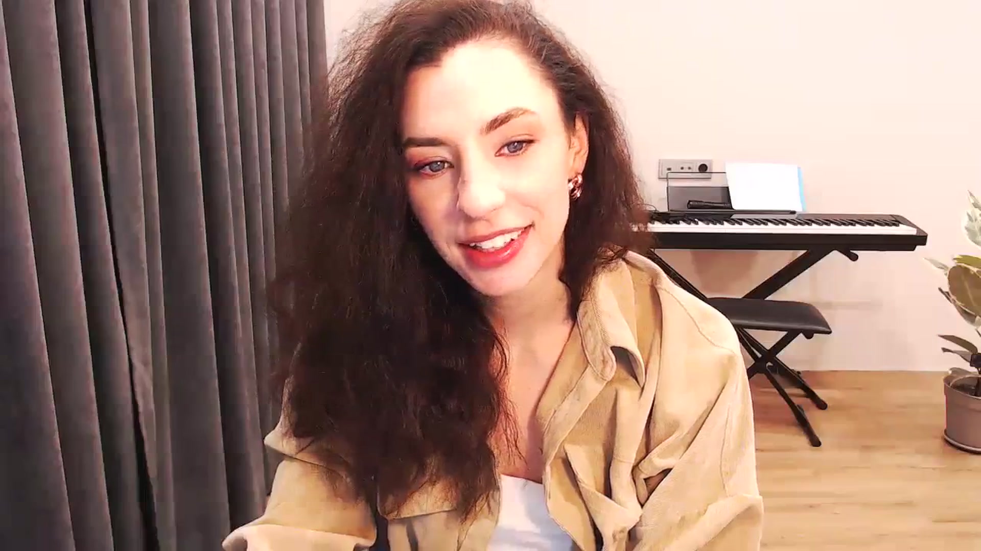 Gallery image thumbnail from Millla_Mi's myfreecams stream on, 01/28/2024, 16:29 image 4 of 20