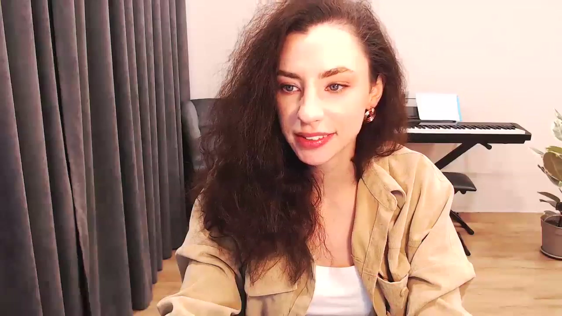 Gallery image thumbnail from Millla_Mi's myfreecams stream on, 01/28/2024, 16:29 image 5 of 20