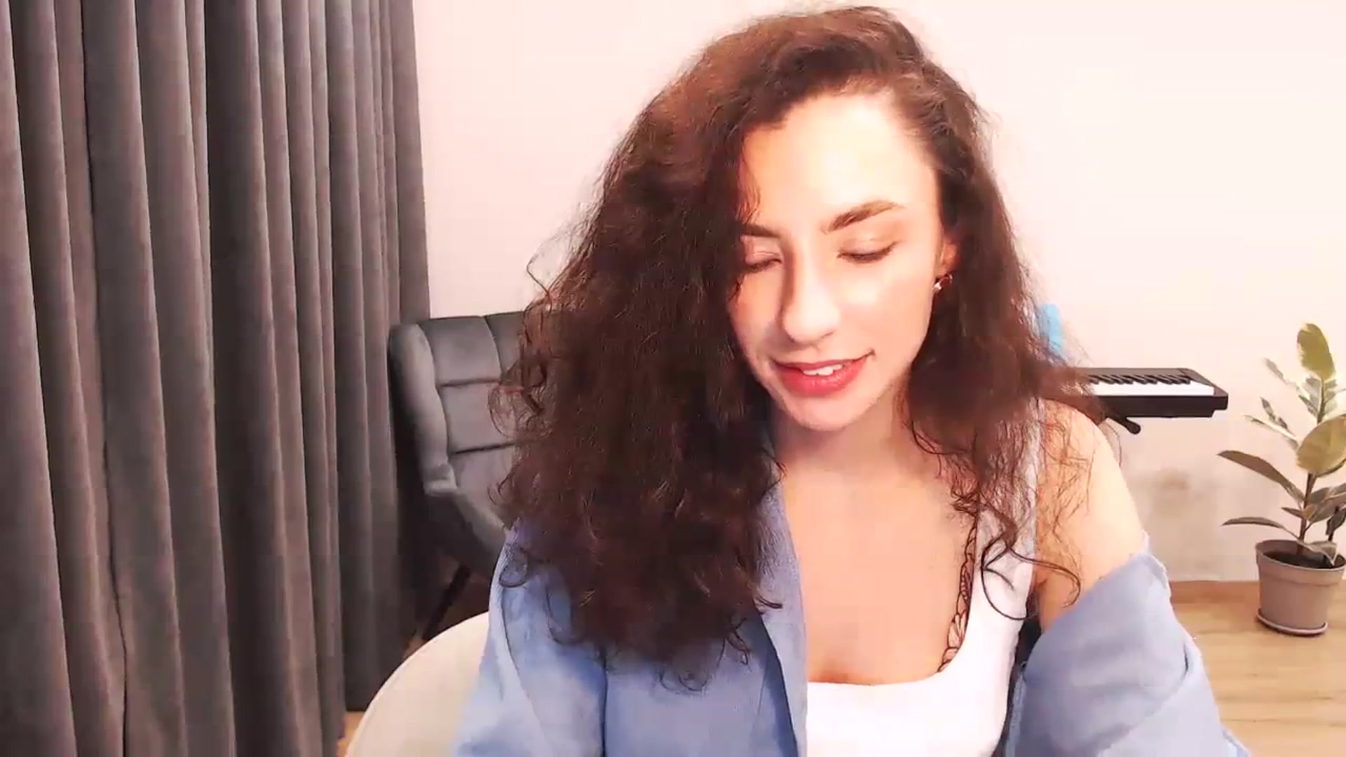 Gallery image thumbnail from Millla_Mi's myfreecams stream on, 02/03/2024, 19:48 image 17 of 20