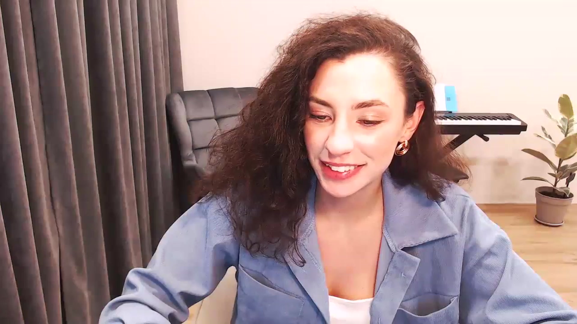 Gallery image thumbnail from Millla_Mi's myfreecams stream on, 02/03/2024, 19:48 image 2 of 20