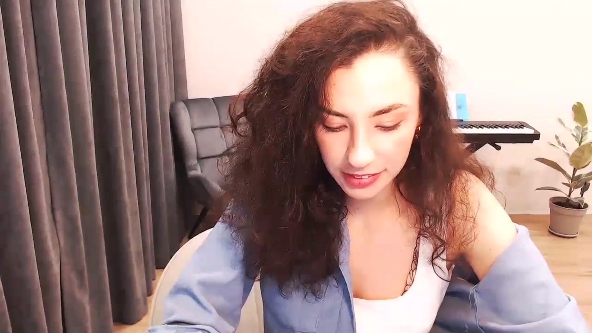 Gallery image thumbnail from Millla_Mi's myfreecams stream on, 02/03/2024, 19:48 image 19 of 20