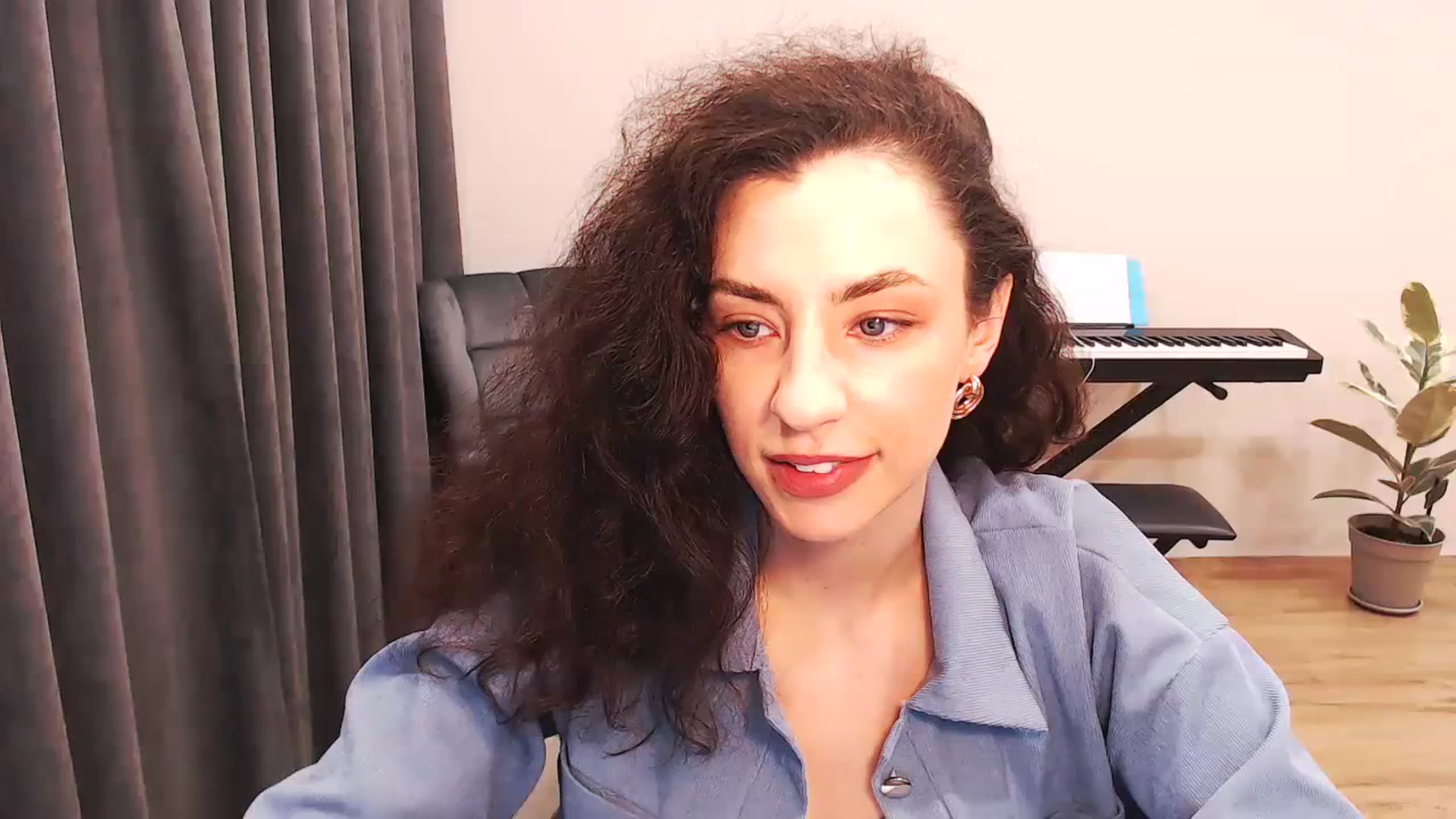 Gallery image thumbnail from Millla_Mi's myfreecams stream on, 02/04/2024, 16:38 image 12 of 20