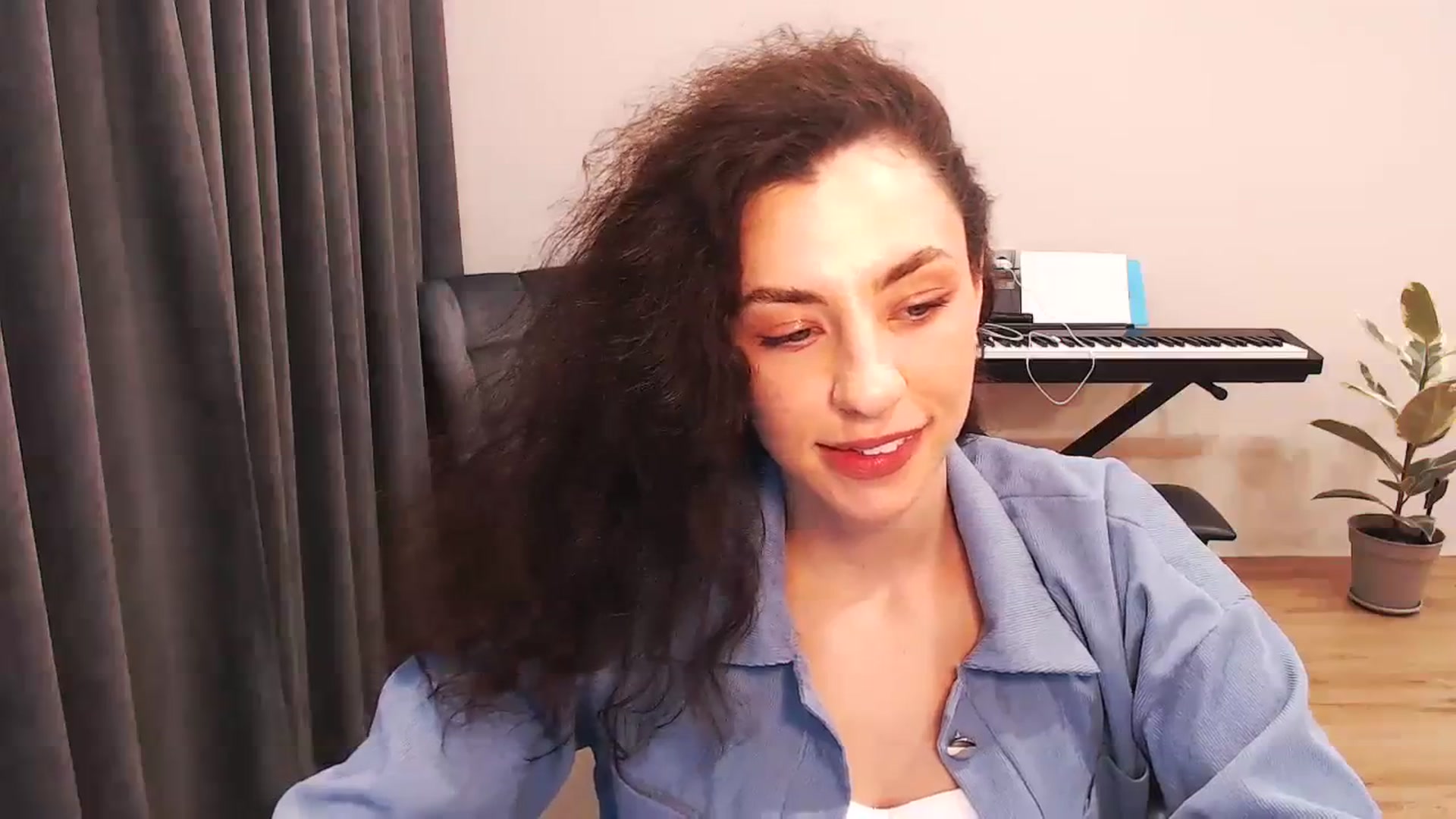 Gallery image thumbnail from Millla_Mi's myfreecams stream on, 02/04/2024, 16:38 image 11 of 20