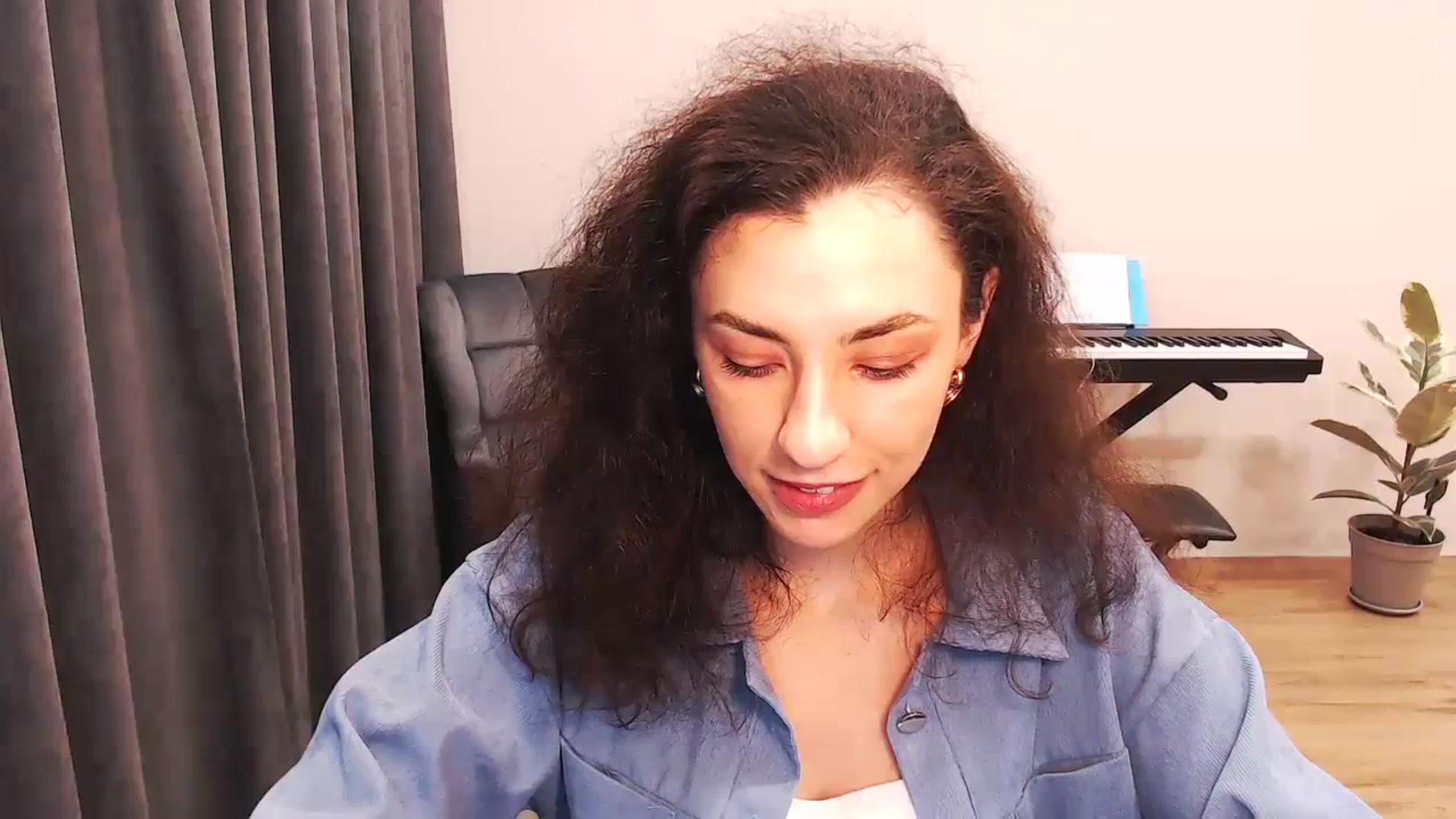 Gallery image thumbnail from Millla_Mi's myfreecams stream on, 02/04/2024, 16:38 image 5 of 20