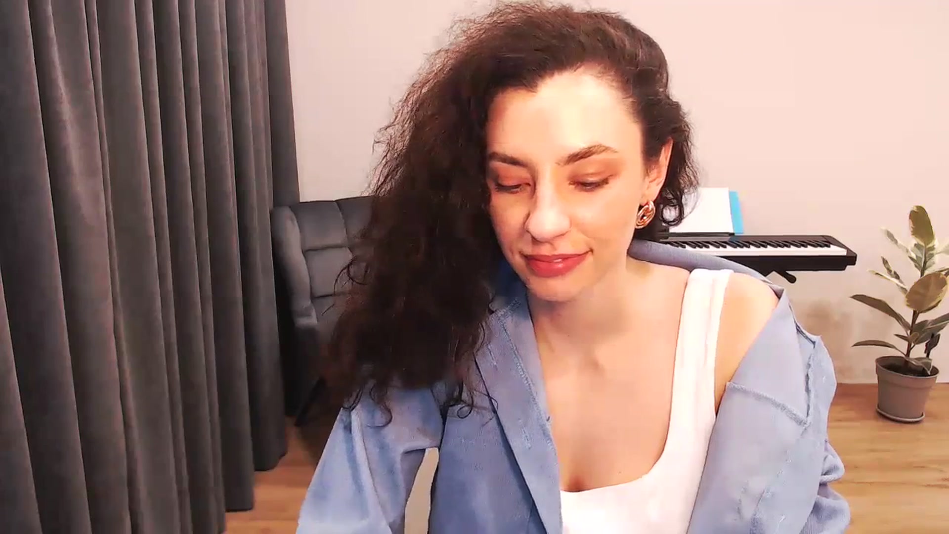 Gallery image thumbnail from Millla_Mi's myfreecams stream on, 02/04/2024, 20:57 image 11 of 20
