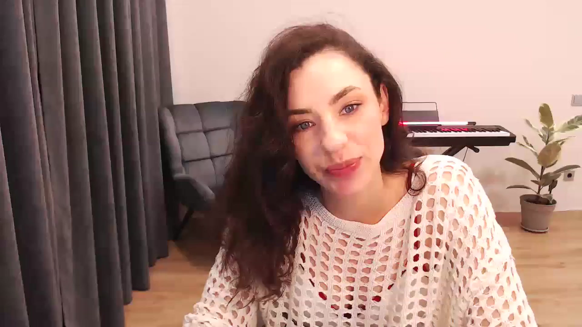 Gallery image thumbnail from Millla_Mi's myfreecams stream on, 02/07/2024, 21:34 image 5 of 20
