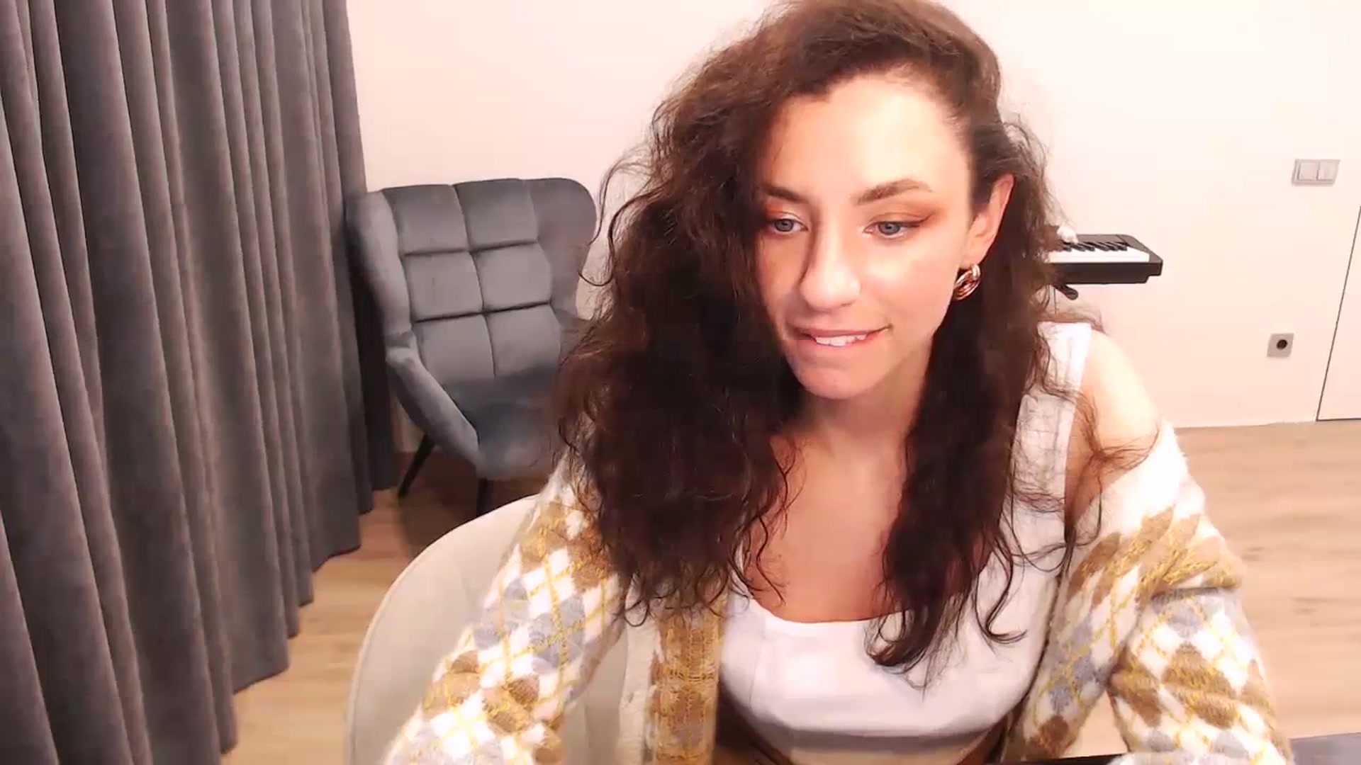 Gallery image thumbnail from Millla_Mi's myfreecams stream on, 02/18/2024, 22:31 image 14 of 20
