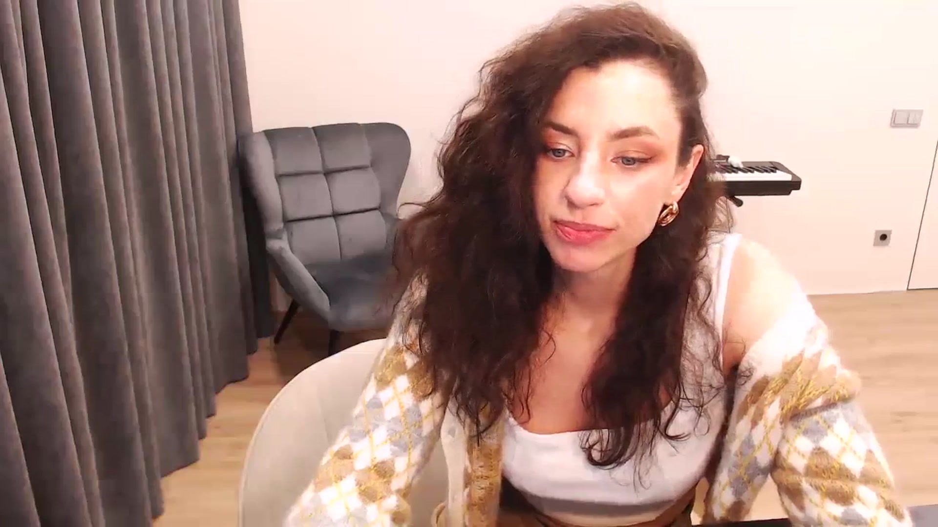 Gallery image thumbnail from Millla_Mi's myfreecams stream on, 02/18/2024, 22:31 image 18 of 20