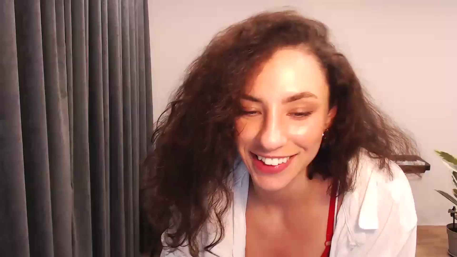 Gallery image thumbnail from Millla_Mi's myfreecams stream on, 02/25/2024, 22:03 image 12 of 20