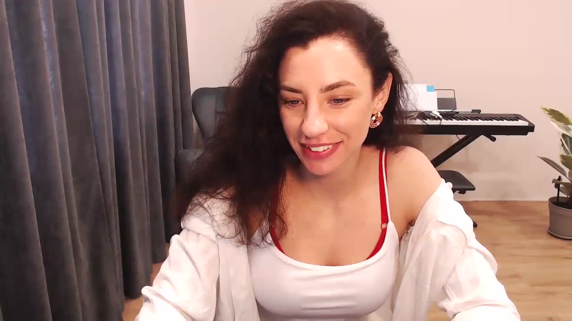 Gallery image thumbnail from Millla_Mi's myfreecams stream on, 02/28/2024, 08:42 image 7 of 20