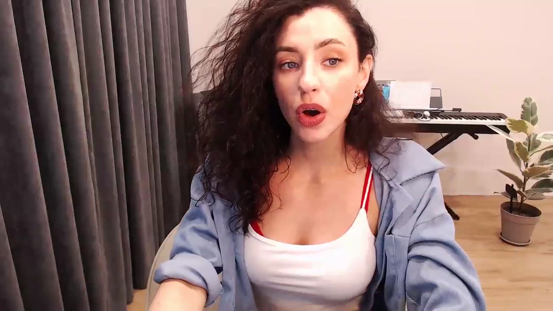 Gallery image thumbnail from Millla_Mi's myfreecams stream on, 03/07/2024, 19:08 image 4 of 20