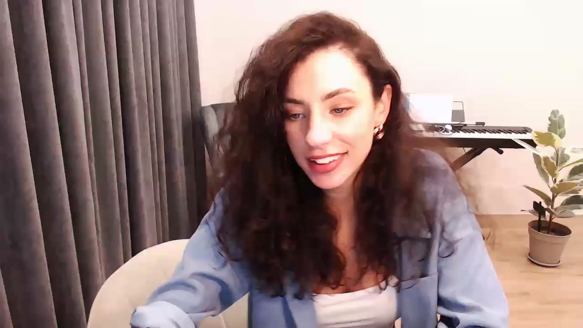 Gallery image thumbnail from Millla_Mi's myfreecams stream on, 03/07/2024, 19:50 image 19 of 20