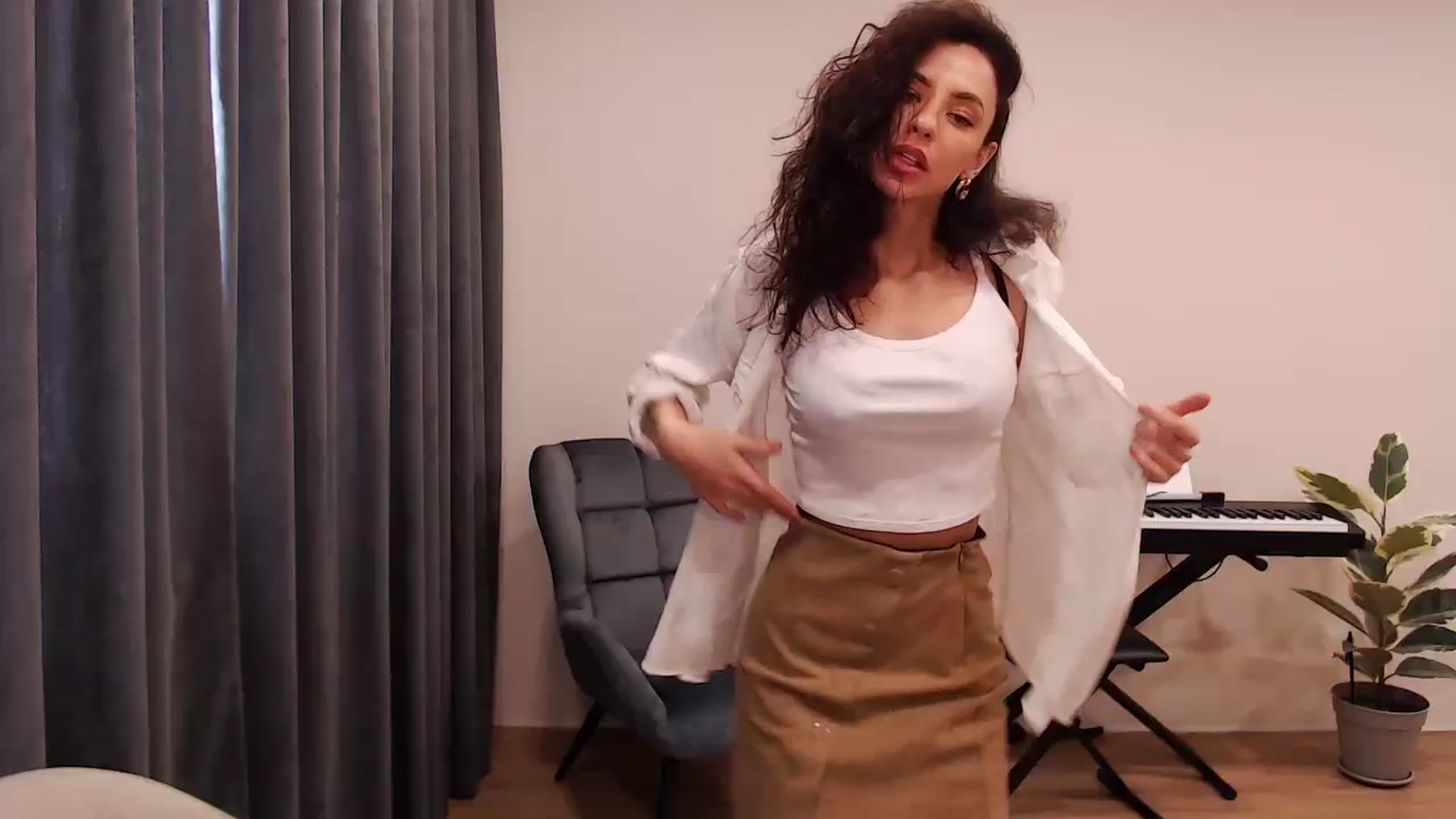 Gallery image thumbnail from Millla_Mi's myfreecams stream on, 03/13/2024, 09:33 image 18 of 20